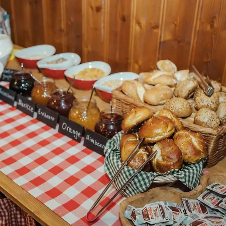 Wannenkopfhuette Obermaiselstein